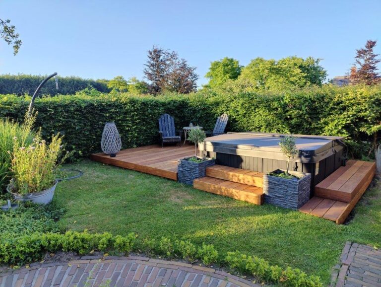 Cumaru vlonder rond een jacuzzi